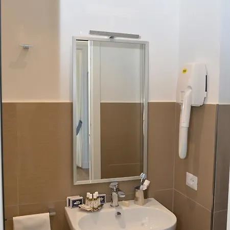 Little Rose Guest house 2*