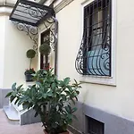 Little Rose 4* Rome